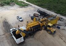 Asphalt plant LX 5001 at work site